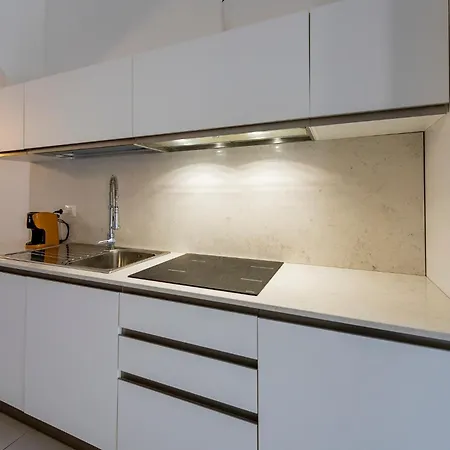 Guesthost - Alba Charming Flat With Parking Alba Adriatica