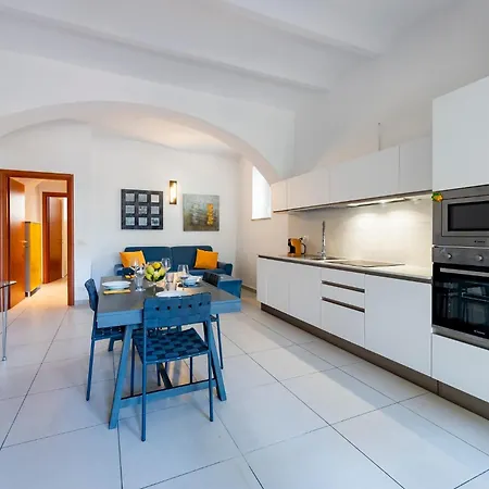 Appartamento Guesthost - Alba Charming Flat With Parking Alba Adriatica