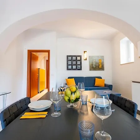 Guesthost - Alba Charming Flat With Parking * Alba Adriatica